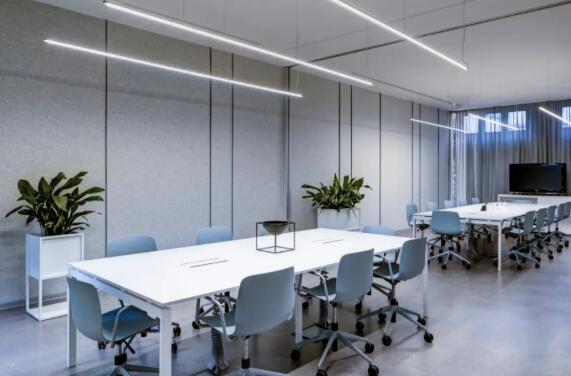 青岛电子商务有限公司200平办公室装饰设计效果图